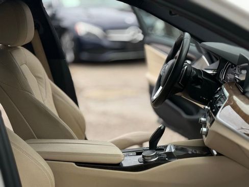 Used 2017 BMW 530i image 13