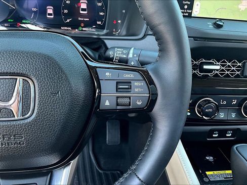 Certified 2025 Honda Accord Touring image 12