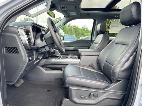 New 2026 Ford F250 Lariat w/ Black Appearance Package AWD/4WD image 21