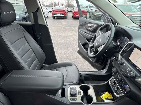 Certified 2024 GMC Terrain Denali w/ Black Diamond Edition image 13