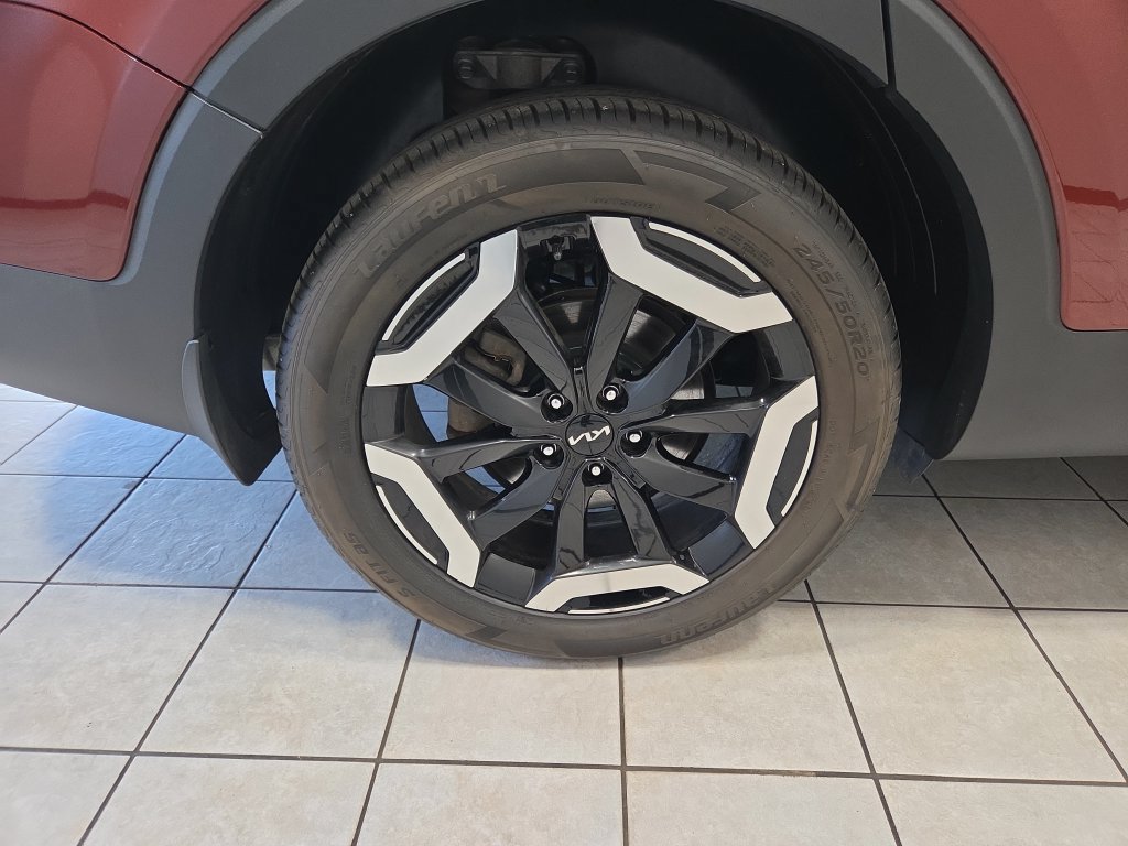 Used 2023 Kia Telluride AWD image 50
