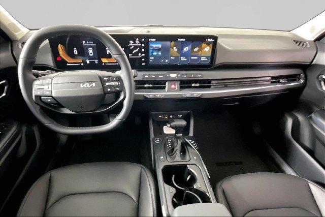 New 2027 Kia K4 GT-Line Turbo FWD image 6