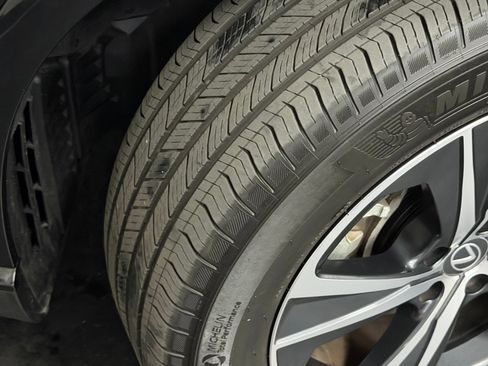 Used 2025 Lexus RX 350 FWD w/ Technology Package image 19