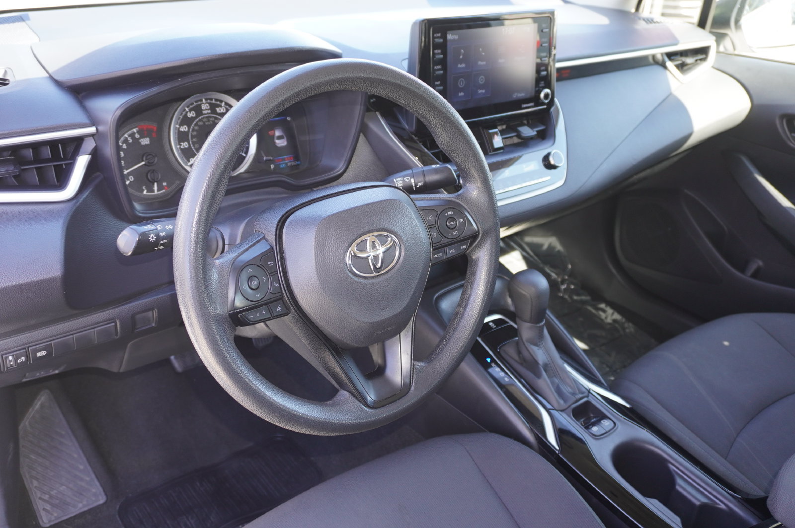 Certified 2022 Toyota Corolla LE FWD image 10