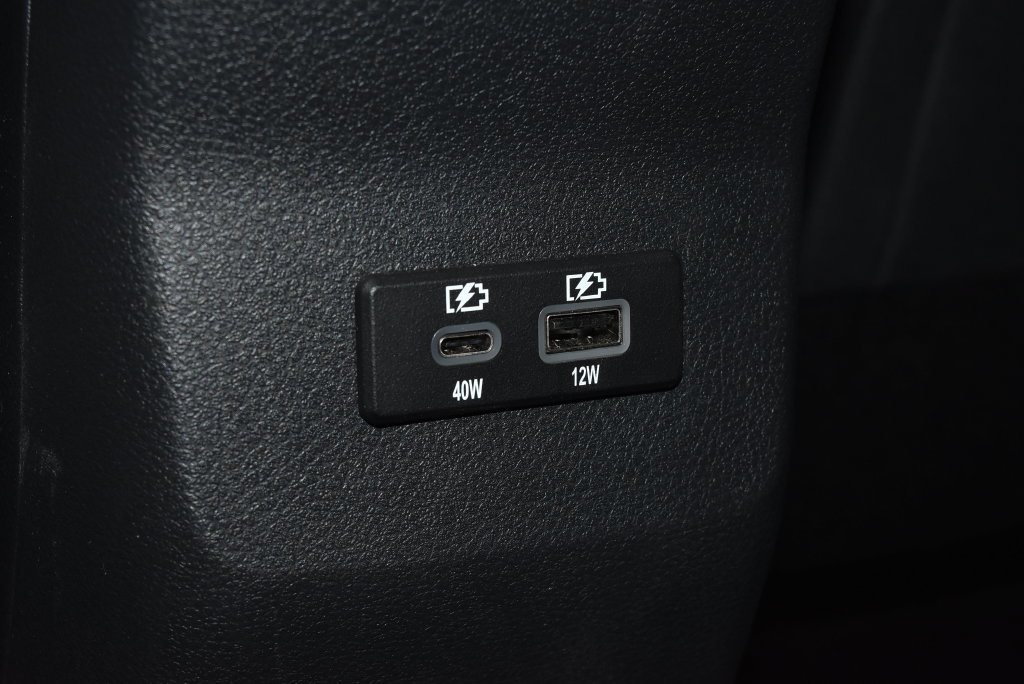Certified 2026 Nissan Kicks SV w/ Charging Package AWD/4WD image 20