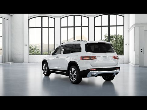 Certified 2026 Mercedes-Benz GLB 250 4MATIC image 23