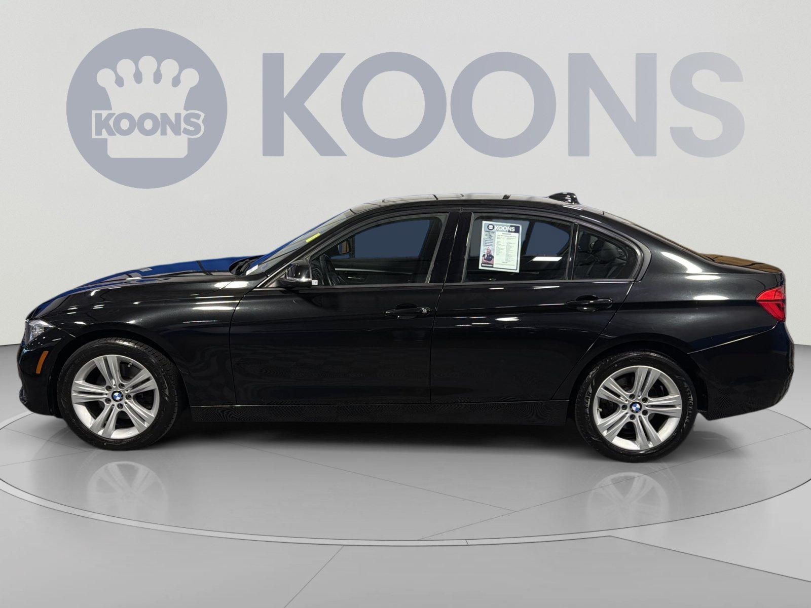 Used 2016 BMW 328i xDrive Sedan AWD/4WD image 2