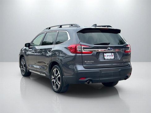 Used 2023 Subaru Ascent Limited w/ Technology Package image 7
