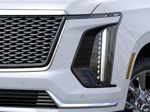 New 2026 Cadillac Escalade ESV Luxury w/ LPO, Radiant Package AWD/4WD image 10
