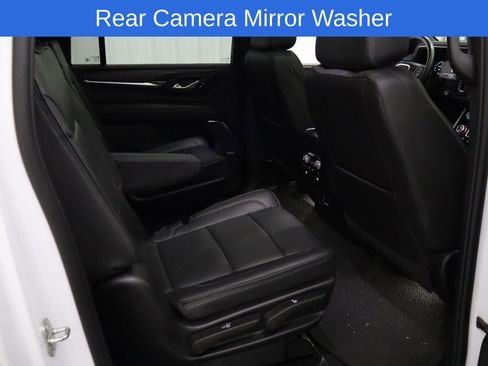 Used 2024 GMC Yukon XL Denali AWD/4WD image 25