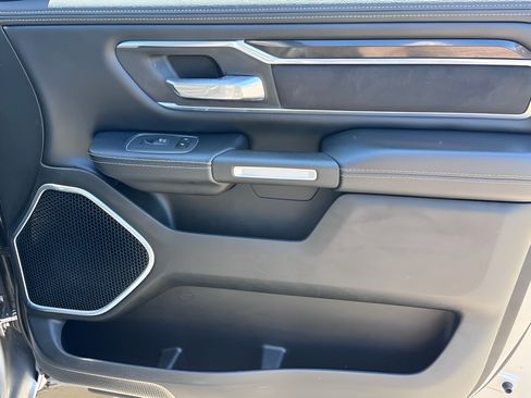Used 2021 RAM 1500 Laramie w/ Sport Appearance Package AWD/4WD image 27