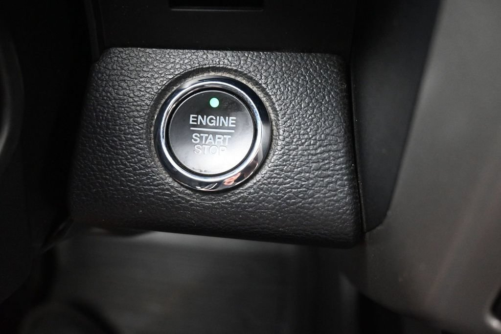 Used 2019 Ford F350 Lariat w/ Lariat Ultimate Package AWD/4WD image 18