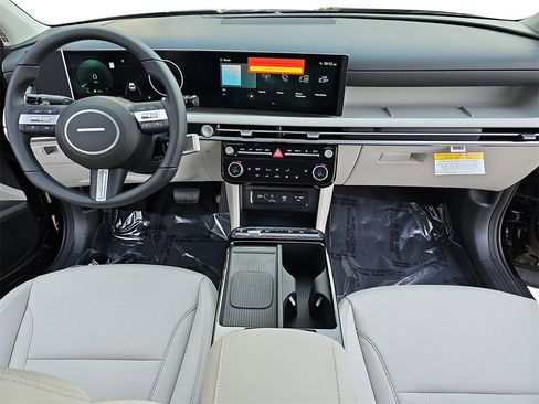 New 2026 Hyundai Tucson SEL image 9