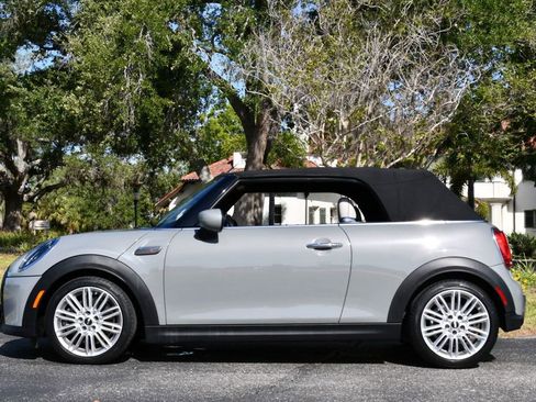 Used 2023 MINI Cooper S w/ Signature Upholstery Package FWD image 35
