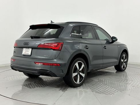Used 2023 Audi Q5 2.0T Premium Plus w/ Premium Plus Package AWD/4WD image 9