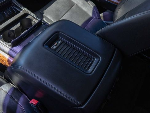 Used 2019 Chevrolet Tahoe Premier image 14