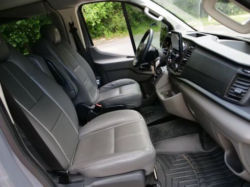 Used 2021 Ford Transit 150 Low Roof AWD image 31