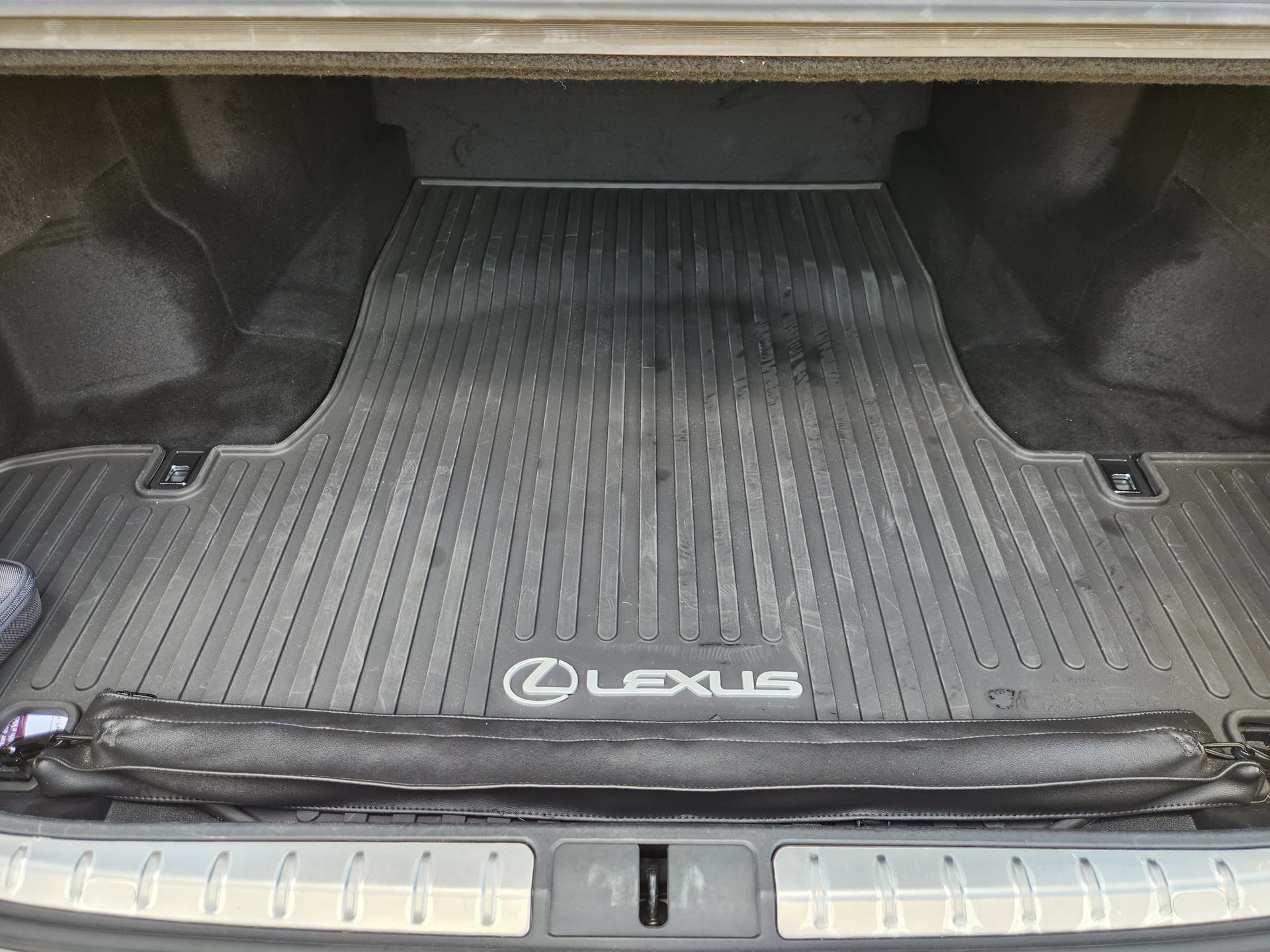 Used 2023 Lexus LS 500 w/ Interior Upgrade Package RWD image 33