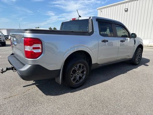 Used 2022 Ford Maverick XLT FWD image 3
