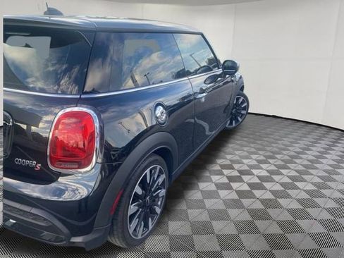Certified 2024 MINI Cooper S image 5