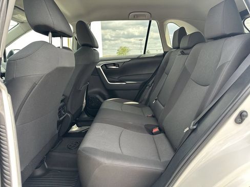 Certified 2024 Toyota RAV4 XLE AWD/4WD image 19