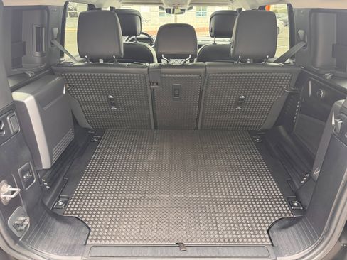 Used 2023 Land Rover Defender 110 X-Dynamic SE image 59