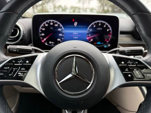 Used 2022 Mercedes-Benz C 300 Sedan image 24