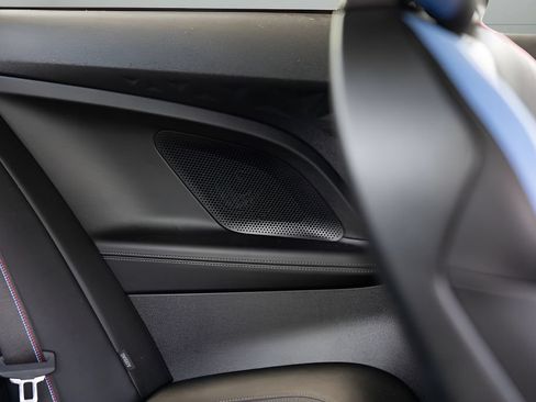 Used 2023 BMW M2 w/ Lighting Package RWD image 60