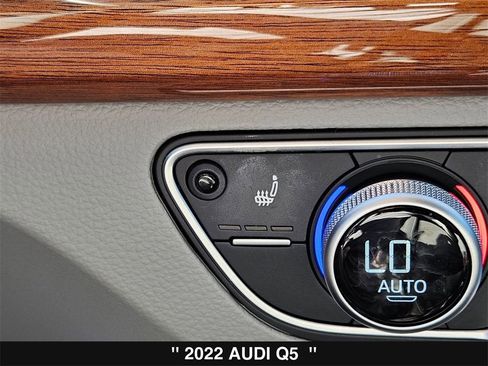 Used 2022 Audi Q5 e Premium image 11
