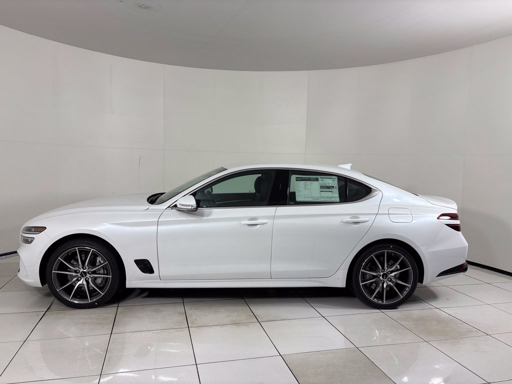 New 2027 Genesis G70 2.5T RWD image 2