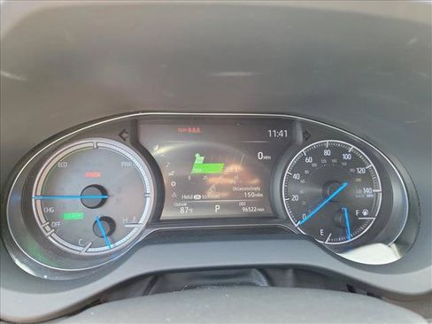 Used 2023 Toyota Venza XLE AWD/4WD image 17