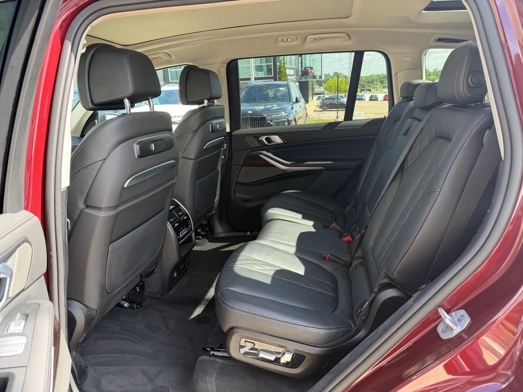 Used 2026 BMW X7 xDrive40i AWD/4WD image 14