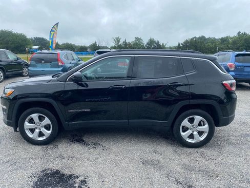Used 2018 Jeep Compass Latitude w/ Cold Weather Group image 4