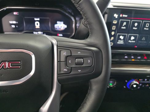 Used 2024 GMC Sierra 1500 Elevation AWD/4WD image 16