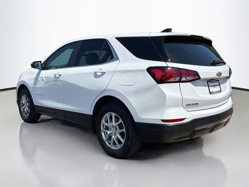 Used 2022 Chevrolet Equinox LT AWD/4WD image 13
