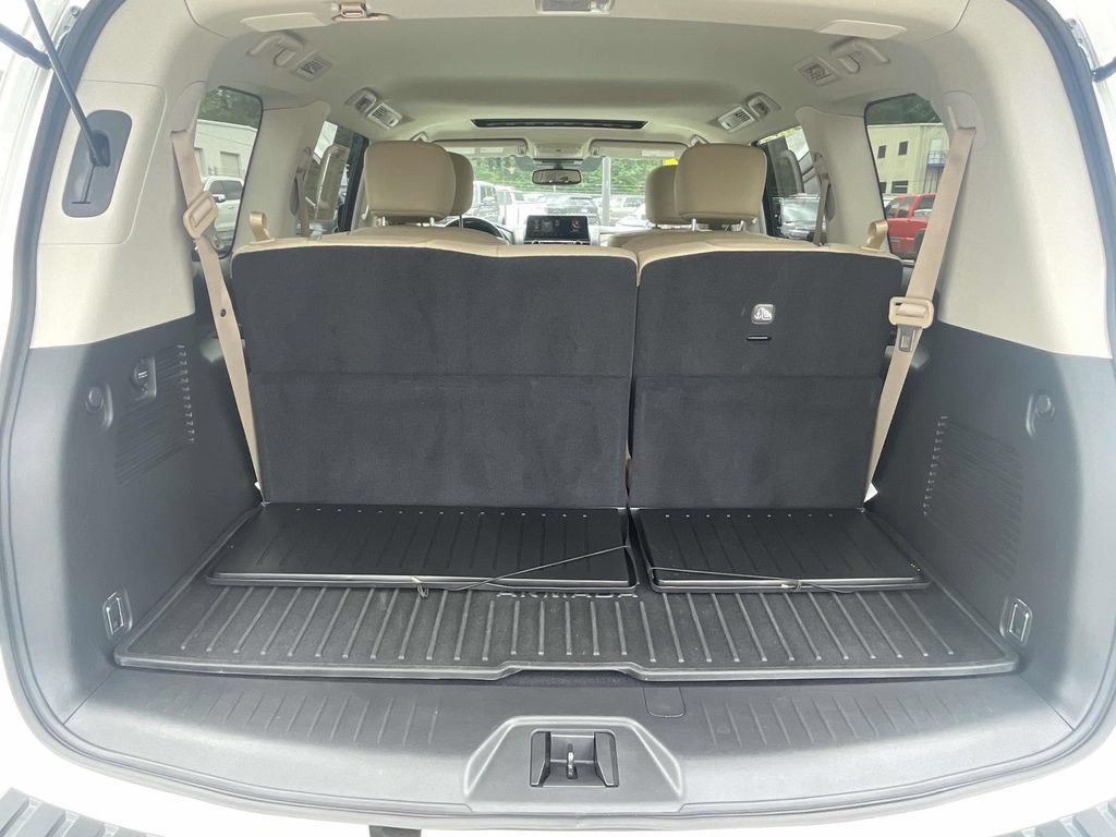 Used 2024 Nissan Armada SL w/ Captain's Chairs Package RWD image 12