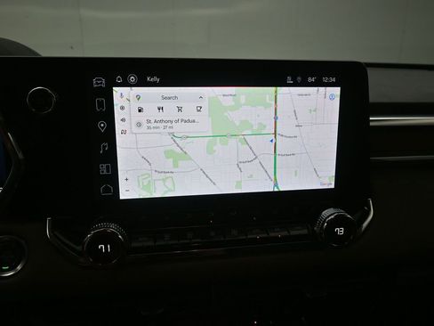 Used 2024 GMC Canyon Denali image 4