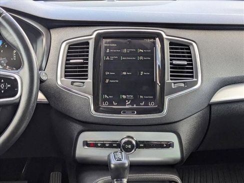 Used 2018 Volvo XC90 T6 Momentum w/ Convenience Package image 14