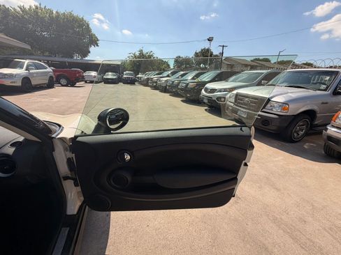 Used 2013 MINI Cooper Hardtop FWD image 25