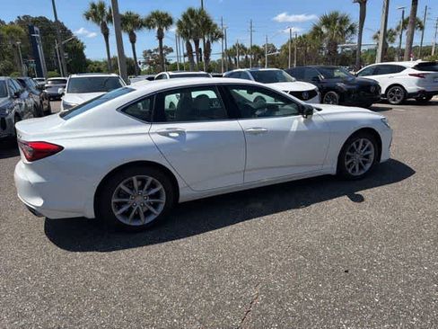 Used 2023 Acura TLX image 9
