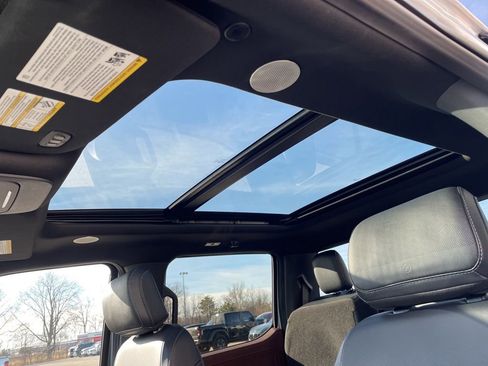 Used 2023 Ford F150 Lariat w/ Equipment Group 502A High image 10