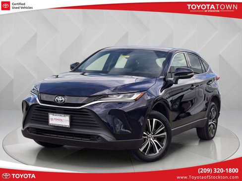 Certified 2024 Toyota Venza LE image 1