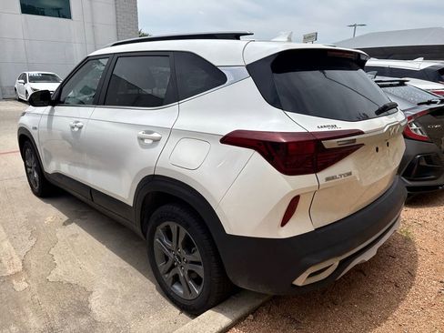 Used 2022 Kia Seltos S AWD/4WD image 9