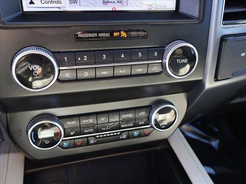 Used 2019 Ford Expedition Platinum RWD image 21