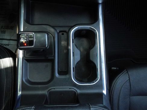 Used 2022 Chevrolet Silverado 1500 RST w/ Convenience Package II AWD/4WD image 25