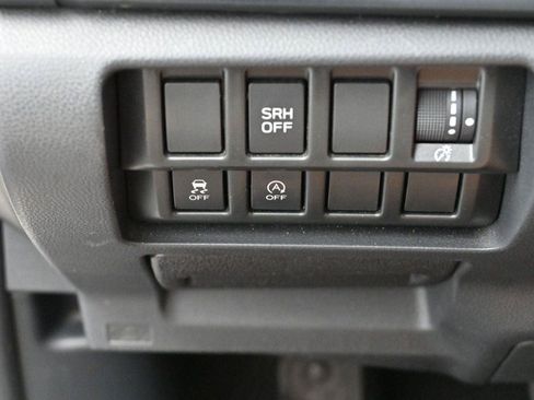 Used 2021 Subaru Forester AWD/4WD image 26