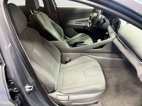 Used 2024 Hyundai Elantra SEL FWD image 26