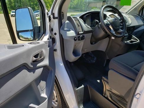 Used 2017 Ford Transit 150 130 Low Roof RWD image 10