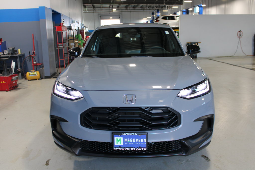 Used 2024 Honda HR-V Sport image 2