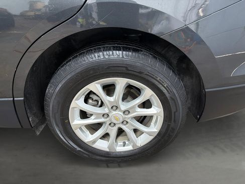 Used 2020 Chevrolet Equinox LS image 15